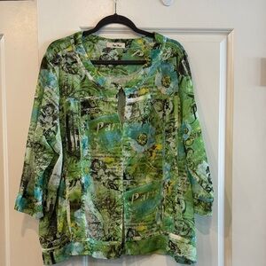 Onque Woman Green Paris Print Blouse